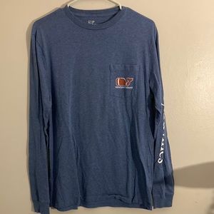 Like new men’s vineyard vines football long sleeve
